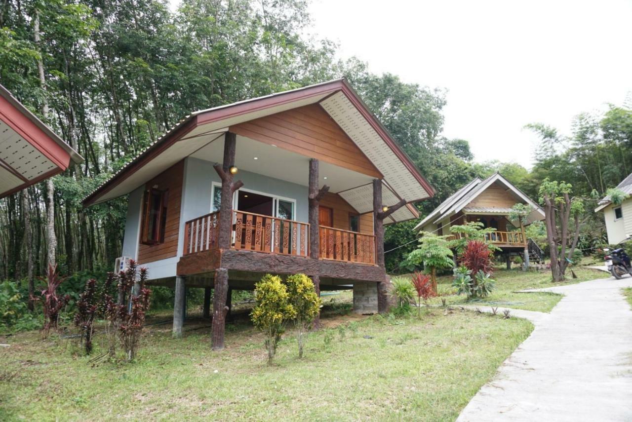 Mookanda Bungalow Ko Yao Noi Buitenkant foto