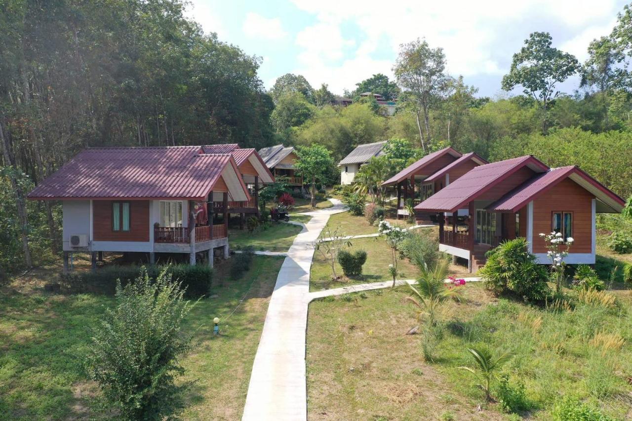 Mookanda Bungalow Ko Yao Noi Buitenkant foto